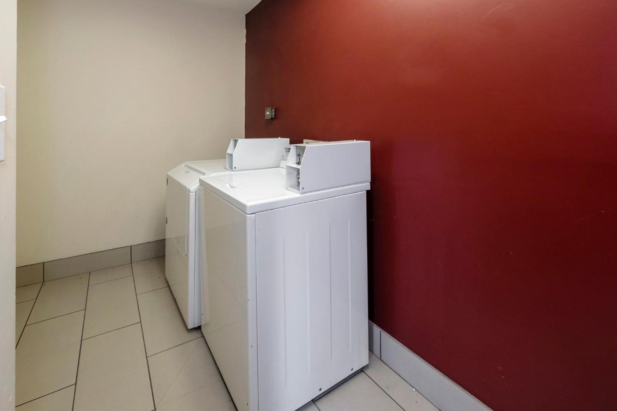 Red Roof Inn & Suites Savannah Airport Pooler Zewnętrze zdjęcie