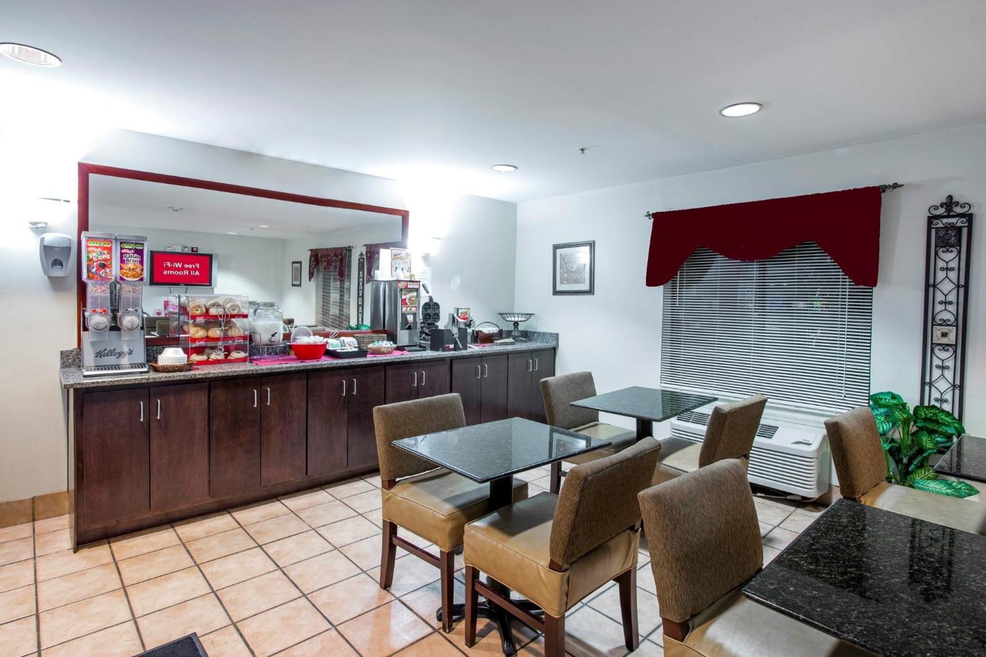 Red Roof Inn & Suites Savannah Airport Pooler Zewnętrze zdjęcie