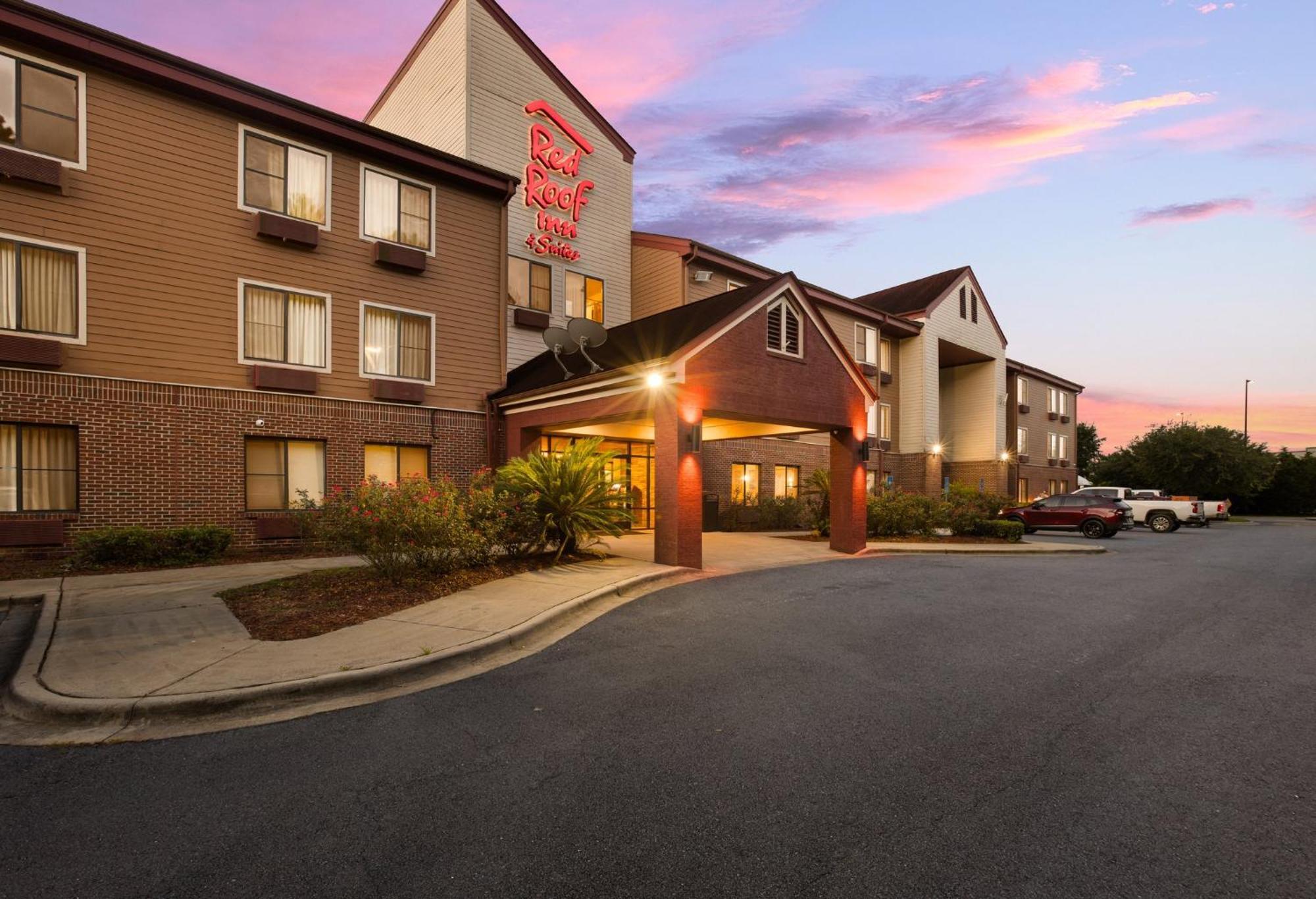 Red Roof Inn & Suites Savannah Airport Pooler Zewnętrze zdjęcie