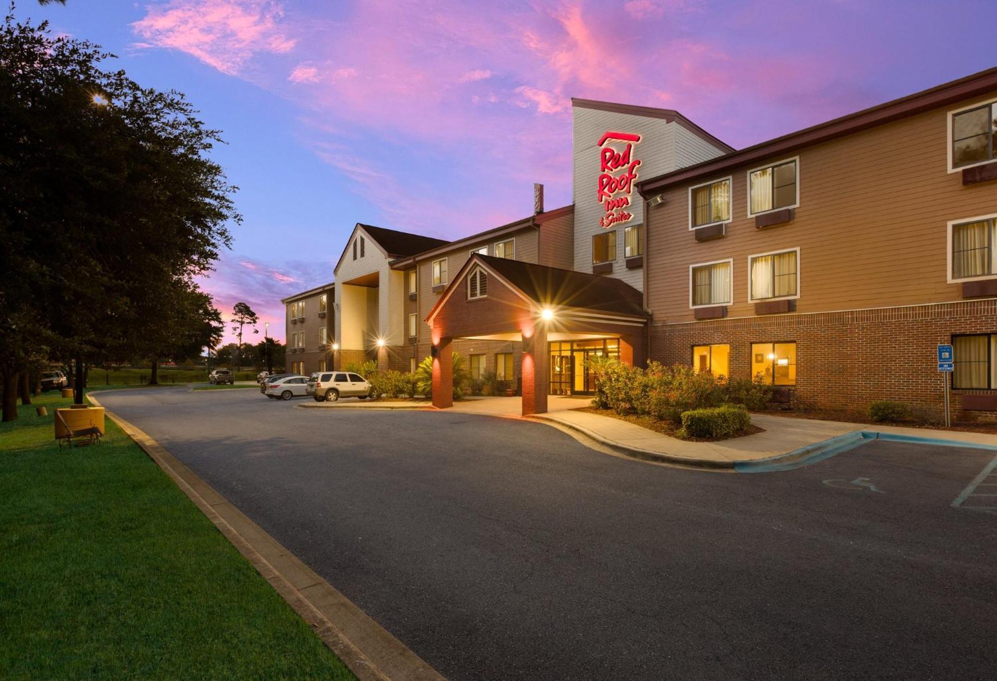 Red Roof Inn & Suites Savannah Airport Pooler Zewnętrze zdjęcie