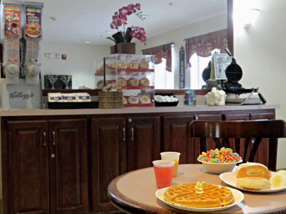 Red Roof Inn & Suites Savannah Airport Pooler Zewnętrze zdjęcie